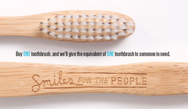 Чикагская компания собирается раздавать бамбуковые зубные щетки