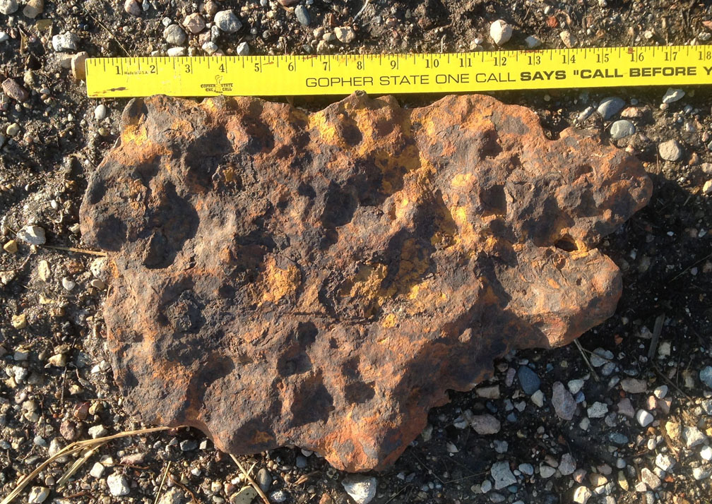 Семья из Миннесоты нашла огромный метеорит