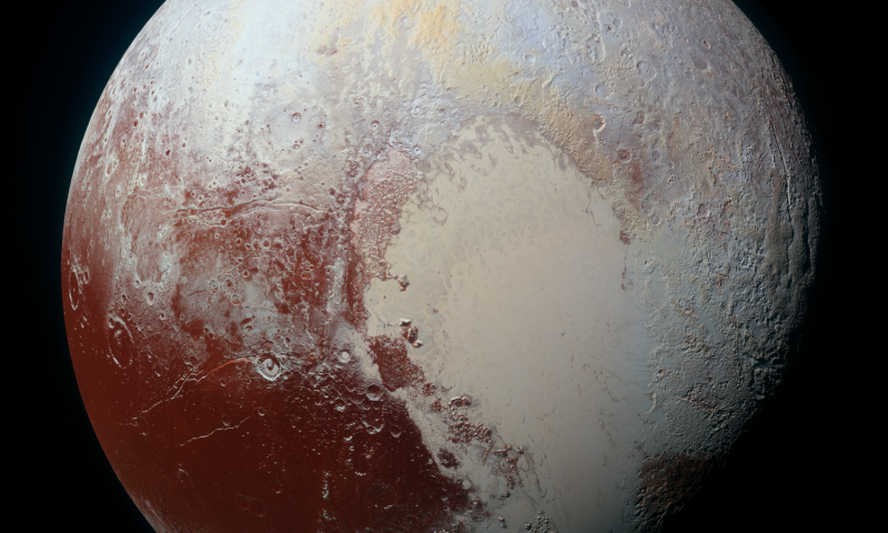 New Horizons открывает поразительные изменения поверхности Плутона и уникальные вращения ее спутников
