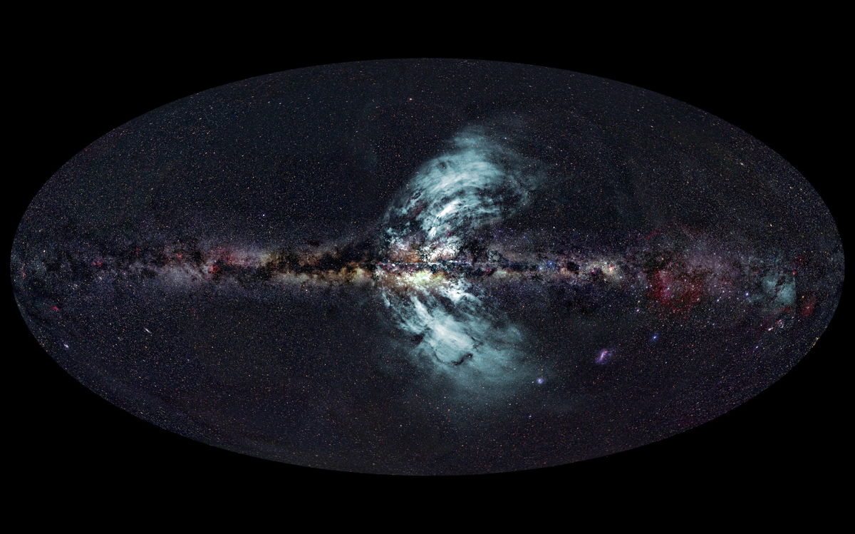Гамма-лучи в виде гейзеров бьют из центра нашей галактики