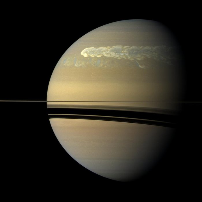 Самый большой шторм на Сатурне