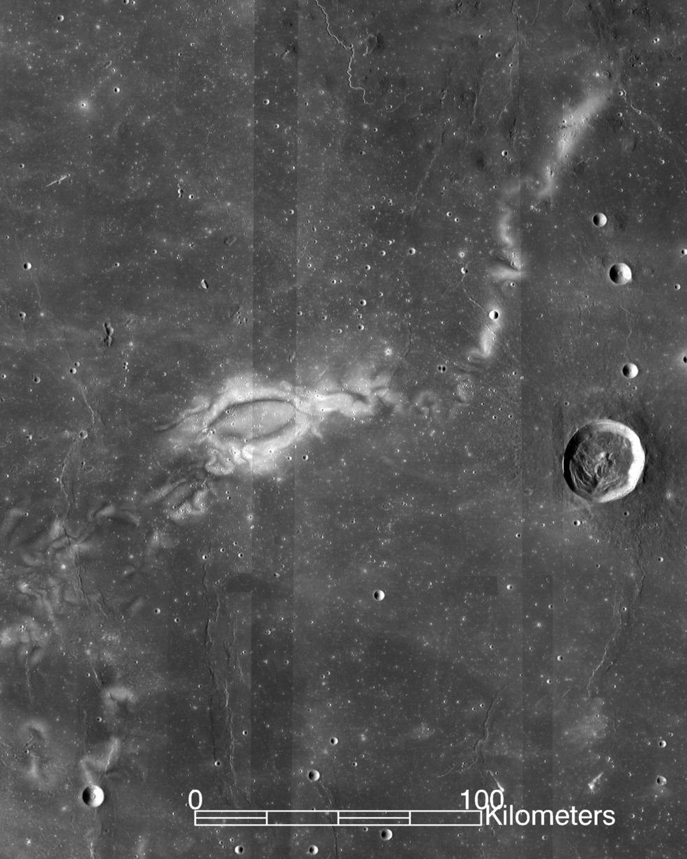 Непонятные структуры на Луне заинтересовали ученых