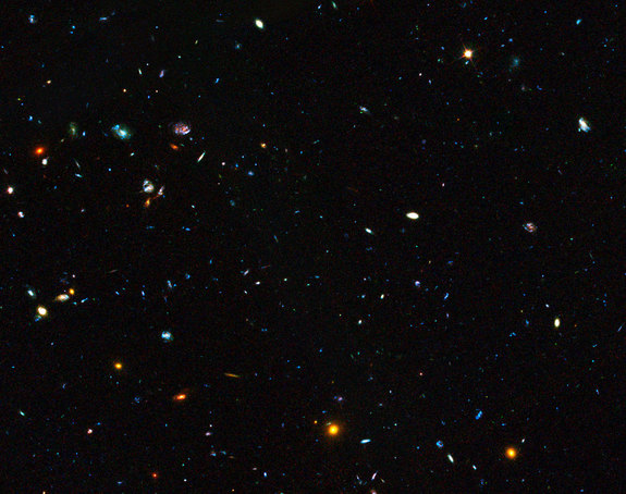 "Хаббл" наблюдал за галактиками со вспышкой звездоформирования