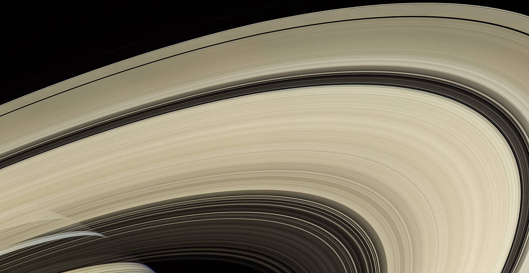 Обнародовано новое фото колец Сатурна