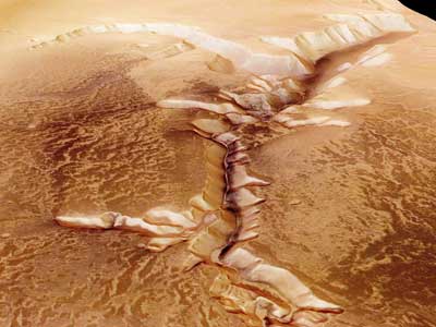 Вода в древних марсианских глубинах – найдены новые доказательства