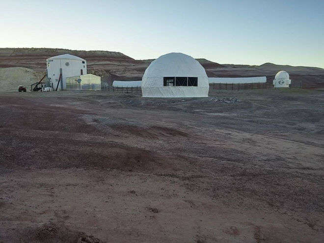 В пустыне стартует новая марсианская миссия