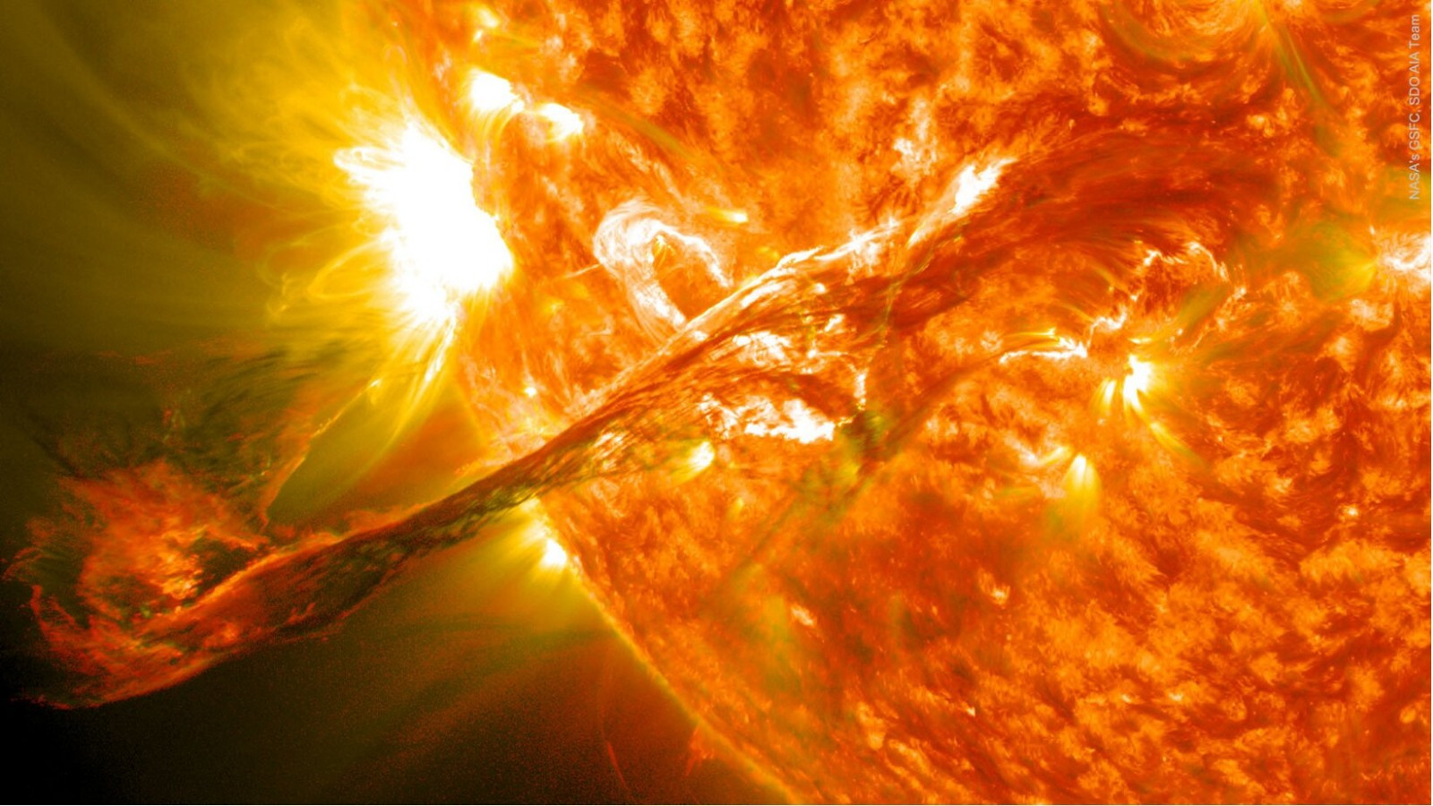 Исследователи разрешили парадокс 20-летней давности в физике Солнца