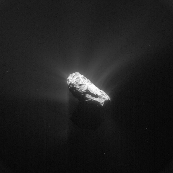 Фотография кометы от 12 мая