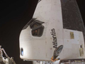 Астронавты шаттла Атлантис готовятся покинуть станцию.