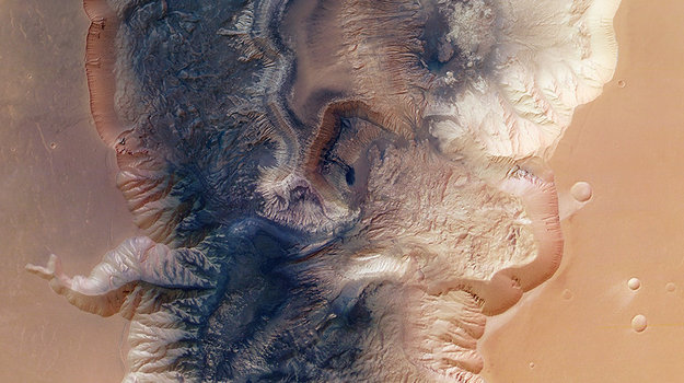 Кадр Дня: Шрамы на Марсе