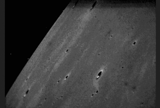 LADEE представила жителям Земли свои первые снимки Луны