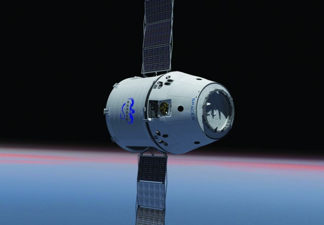 SpaceX испытывает парашюты для пилотируемой космической капсулы Dragon (видео)