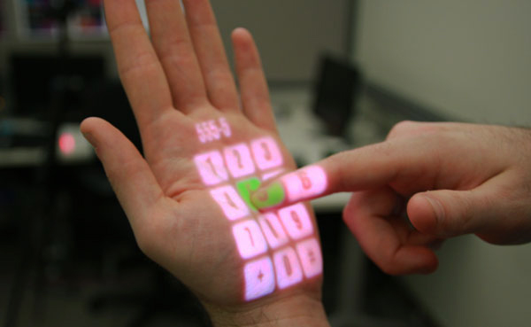 Новая технология Microsoft позволяет создавать сенсорный экран на любой поверхности