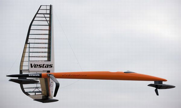 Самая скоростная парусная лодка в мире - Vestas Sailrocket II