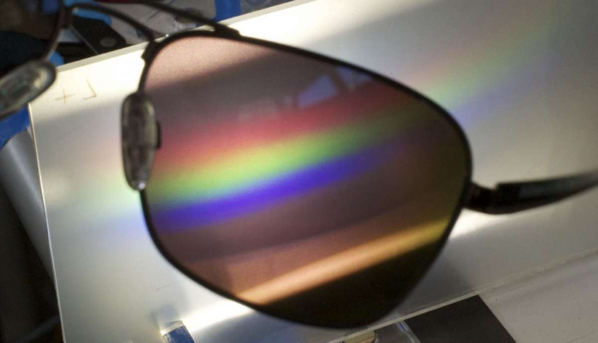 Впервые очки позволяют дальтоникам видеть цвета