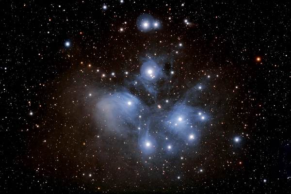 Астроном-любитель сделал фото звездного скопления М45