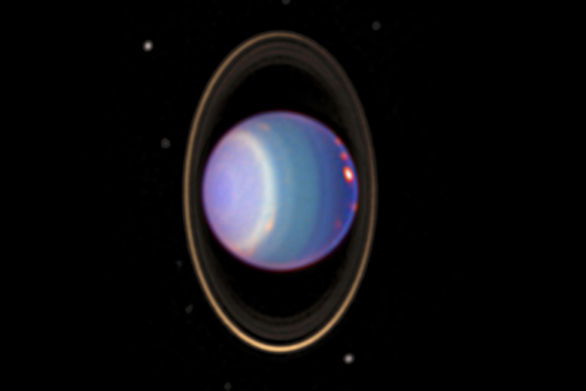 Магнитный щит Урана отличается от других планет