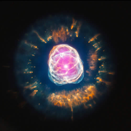 NGC 2392: красивый конец жизни звезды