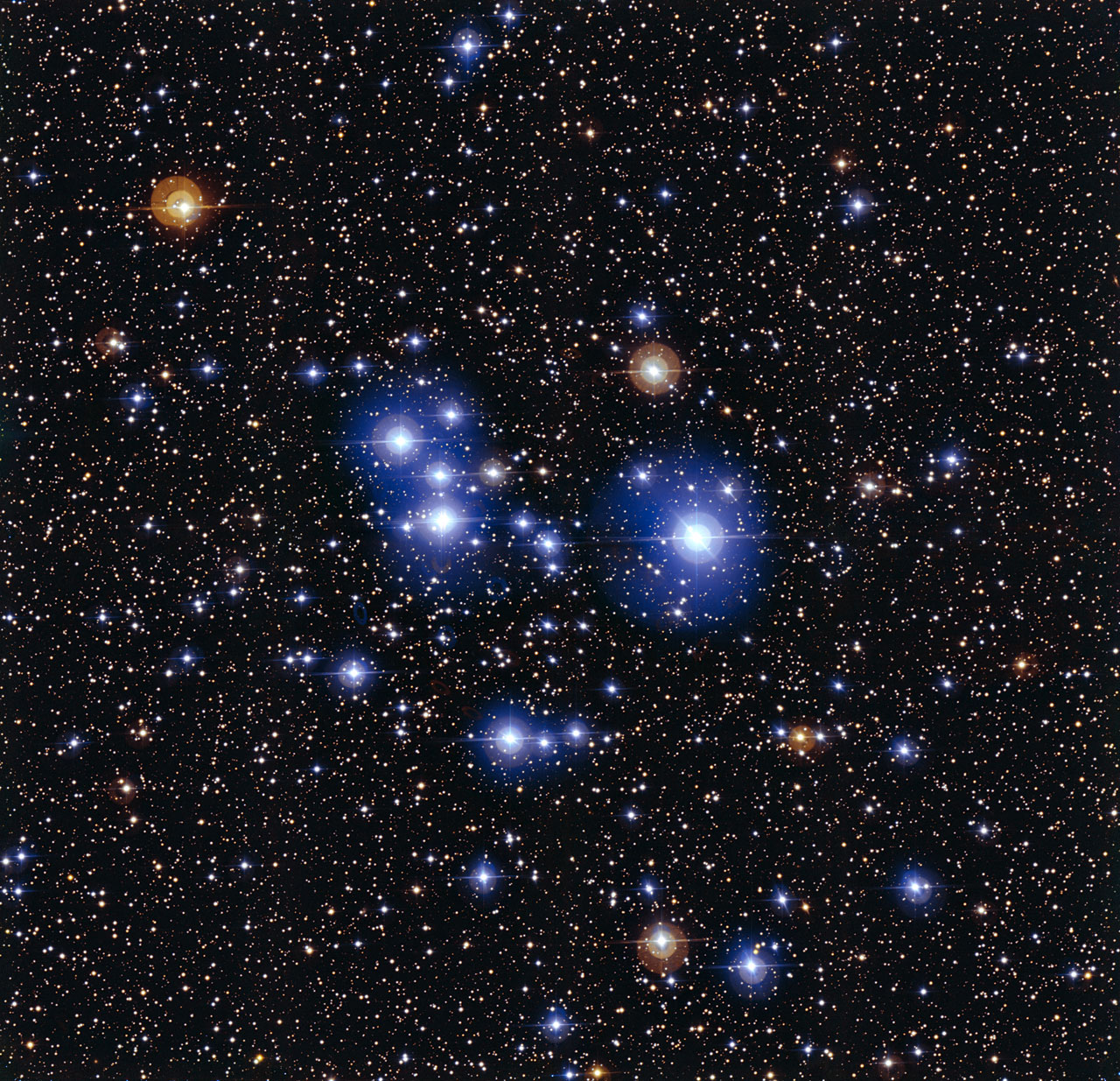 Горячие голубые звезды Messier 47 на новом изображении