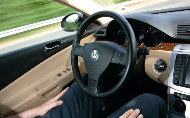Volkswagen разработал автопилотную систему управления автомобилем