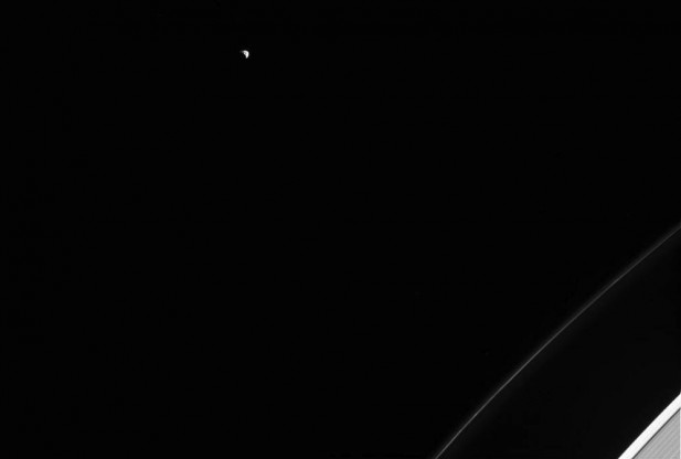 Янус – одинокий спутник Солнечной системы