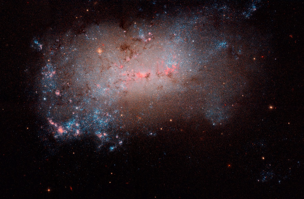 Галактика, рождённая в Гончих Псах, покорила ученых