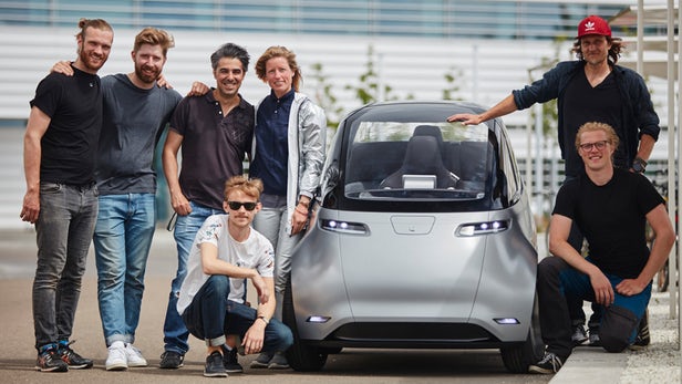 Электрический мини-кар готов к продаже в Швеции