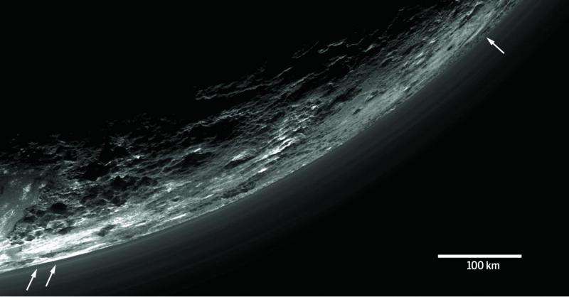 Плутон раскрывает новые секреты