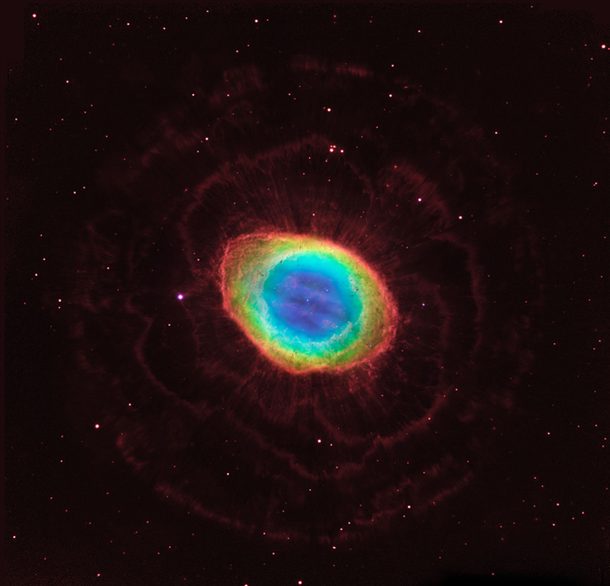 "Хаббл" открывает настоящую форму туманности Кольцо