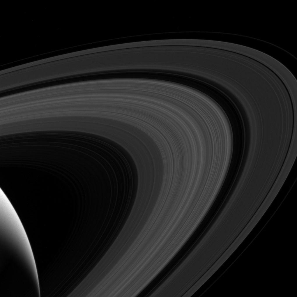 Кольца Сатурна могут блокировать Солнце