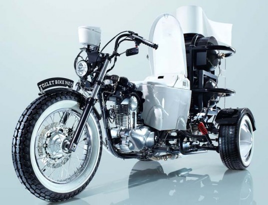 Компания по производству туалетов создала необычный мотоцикл