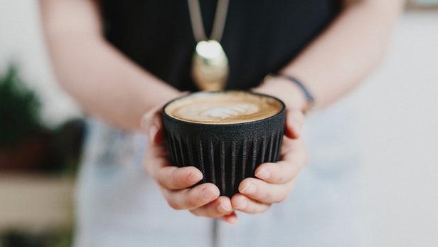 Кофейные чашки могут быть сделаны из кофе