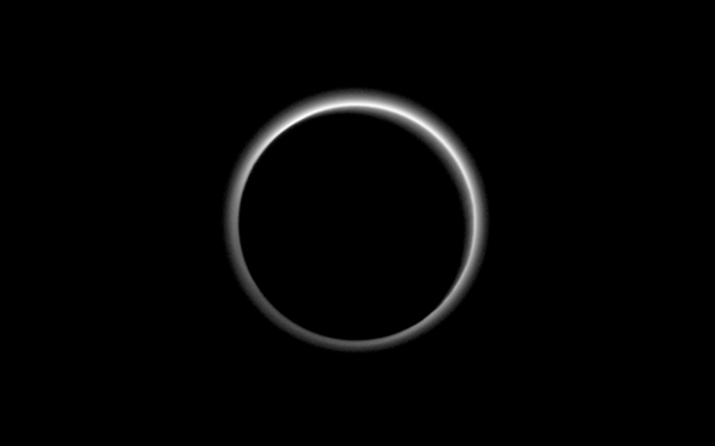 Атмосфера Плутона на фото