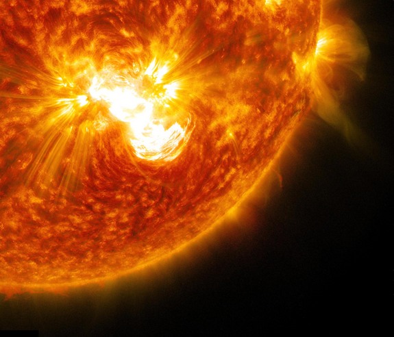 Самая большая солнечная вспышка за 24 года