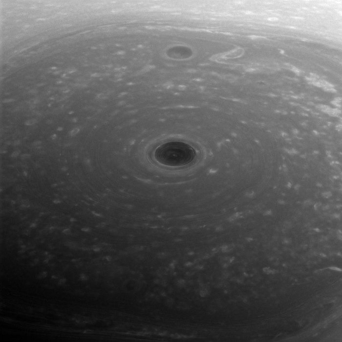 Северной полюс Сатурна глазами Кассини