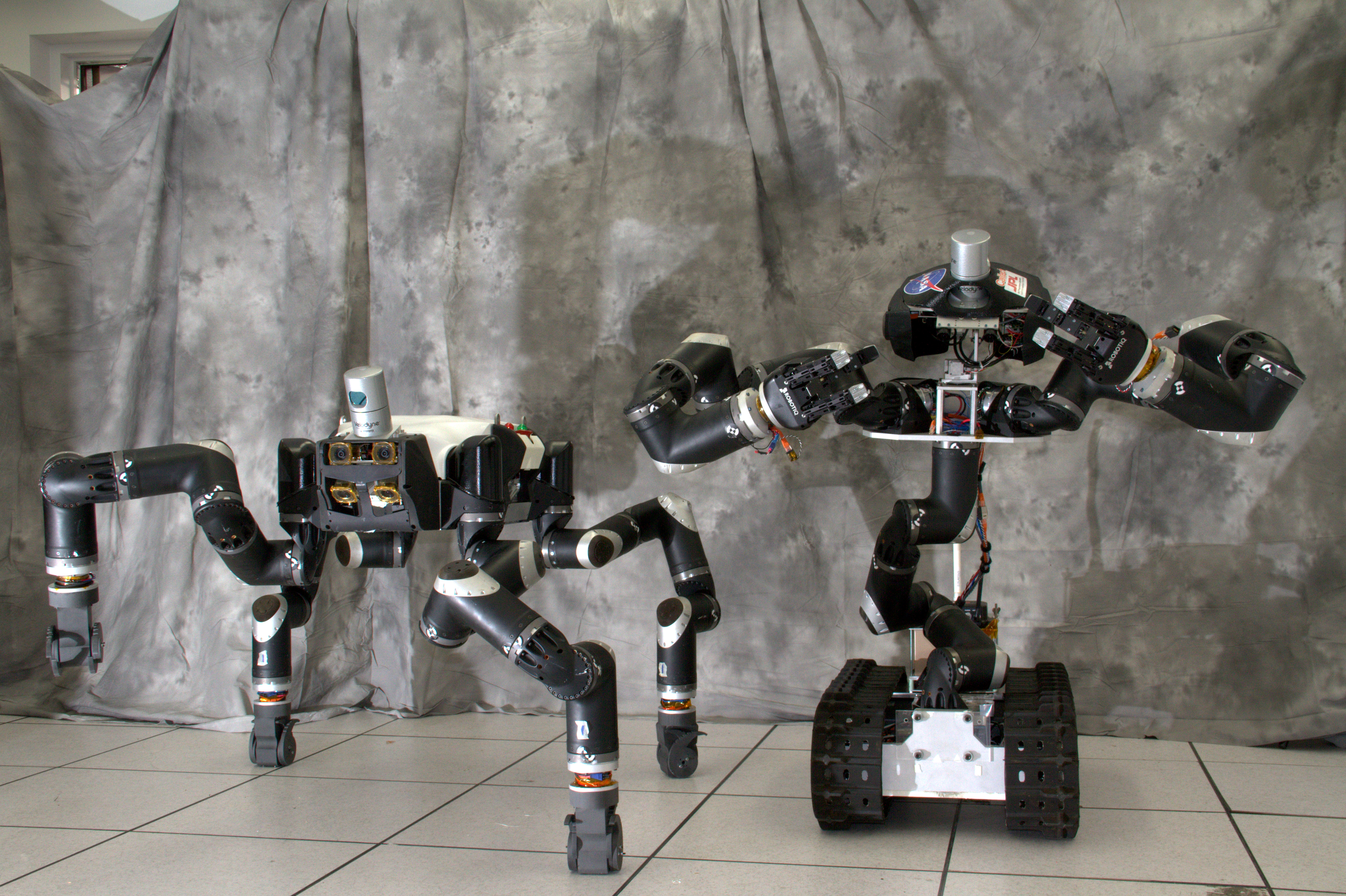 NASA и DARPA разработали супер-роботов