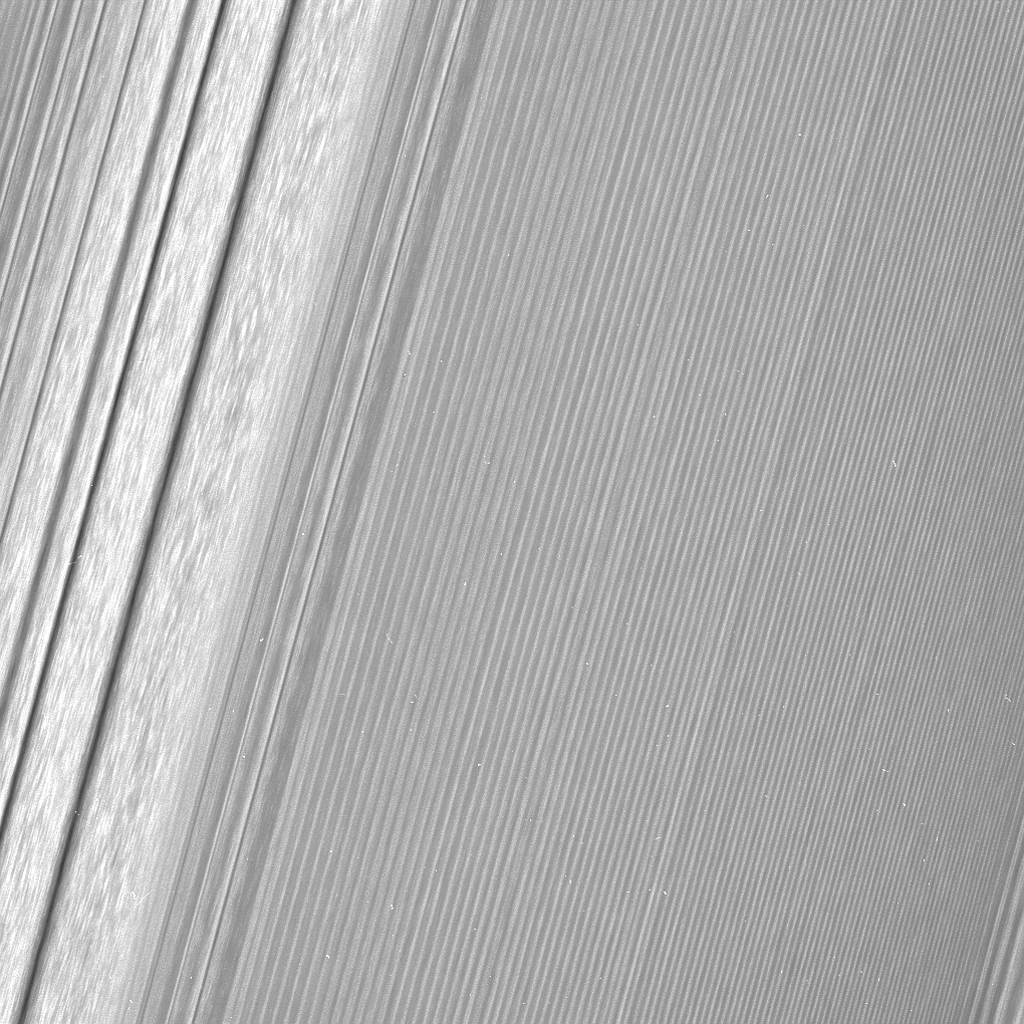 Кольцо Сатурна в мельчайших деталях