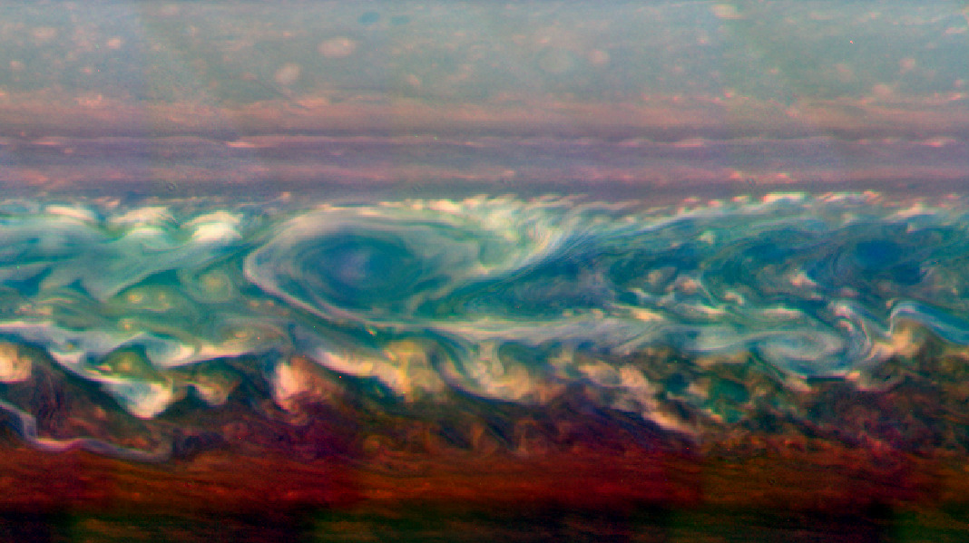 Кадр Дня: Бурлящая атмосфера на Сатурне