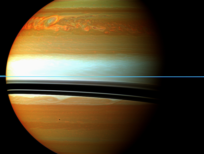 КА "Кассини" фиксирует мощный температурный скачок на Сатурне