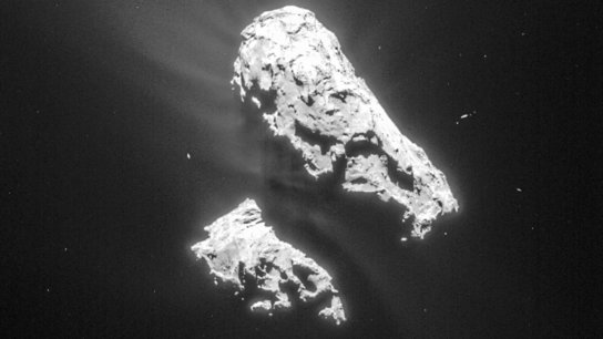 Сияющее фото кометы 67P