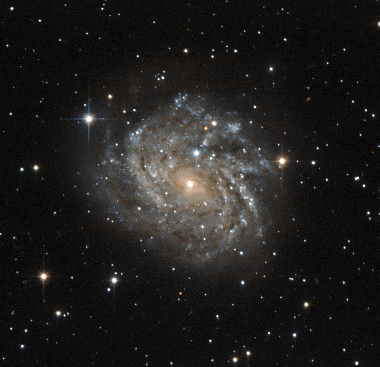 Кадр дня: галактика LEDA 89996 от Хаббла