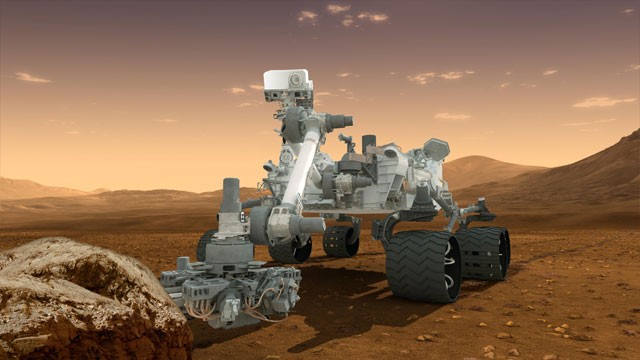Марсоход "Курьозити" хочет запечатлеть спутники Марса