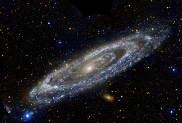 Остатки слияния карликовых галактик наблюдаются в Андромеде II