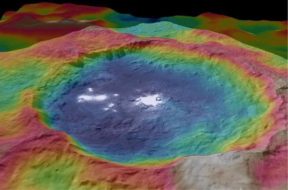 Новые карты Цереры отображают таинственные яркие пятна и гигантскую гору