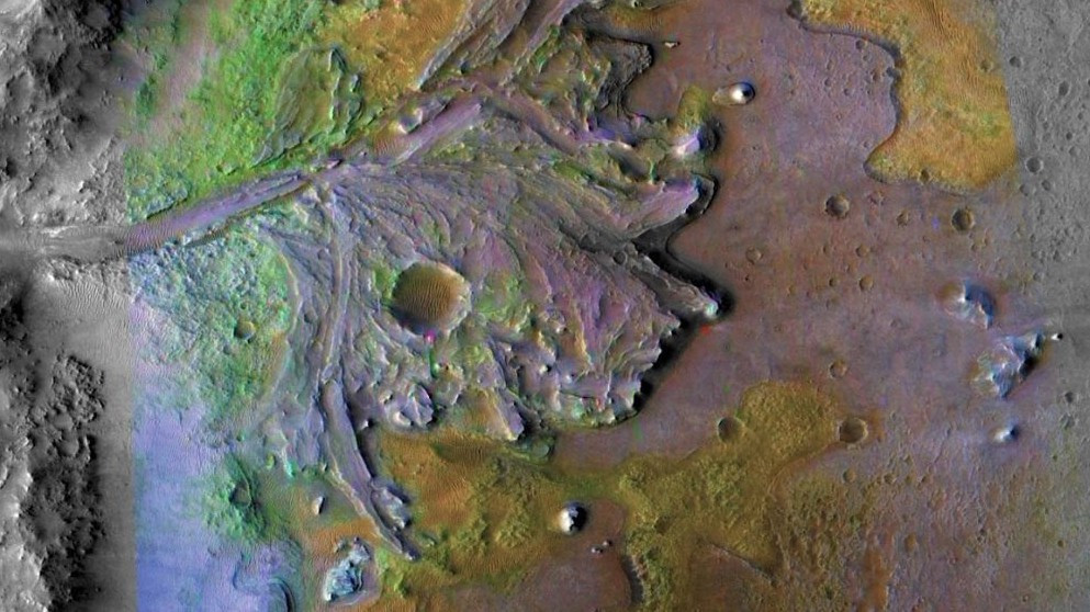 Марсоход начал собирать камни в поисках инопланетной жизни