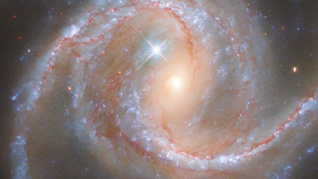 Хаббл обнаружил величественную спиральную галактику