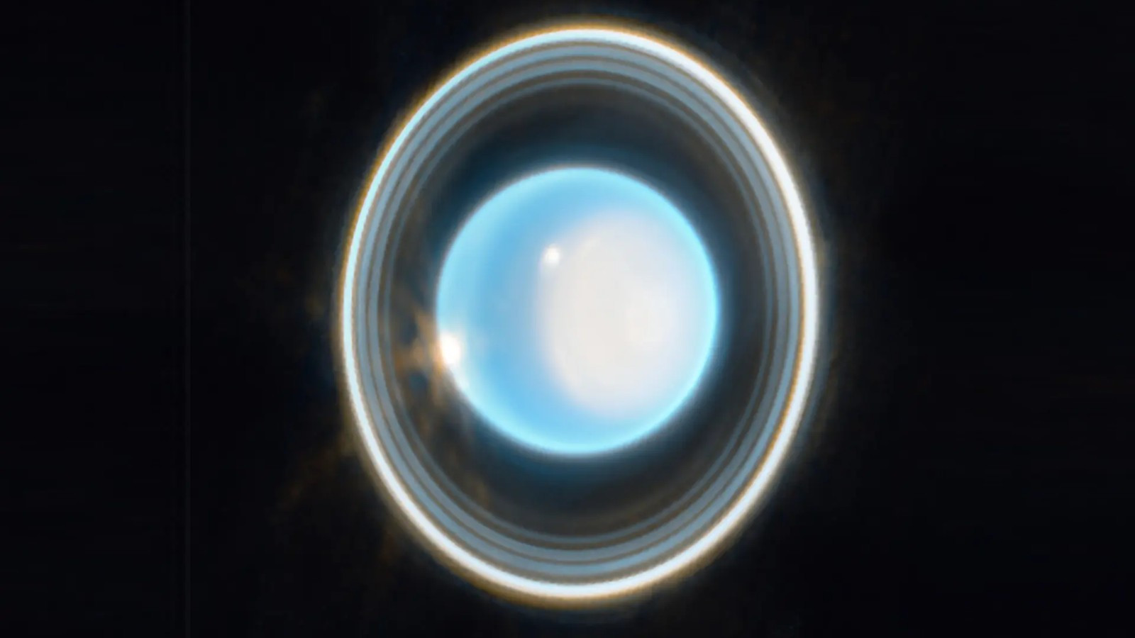 Телескоп Джеймса Уэбба прислал впечатляющие снимки Урана
