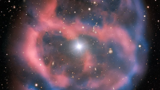 Прекрасная туманность ESO 577-24